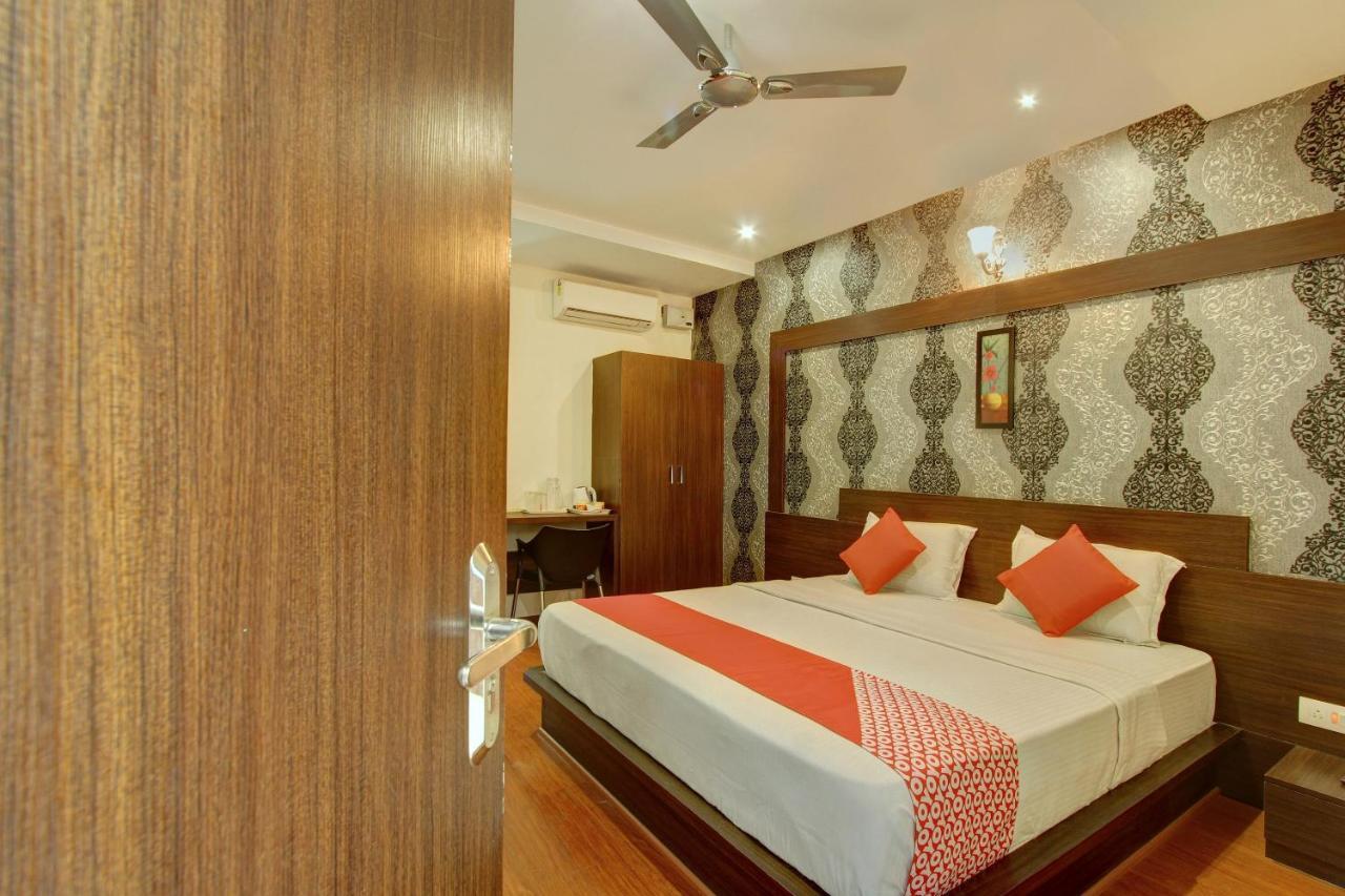 Capital O Hotel Samanvi International Belur  Esterno foto