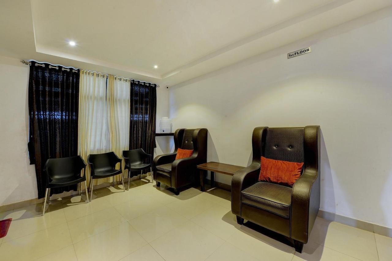 Capital O Hotel Samanvi International Belur  Esterno foto