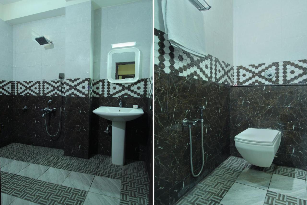 Capital O Hotel Samanvi International Belur  Esterno foto