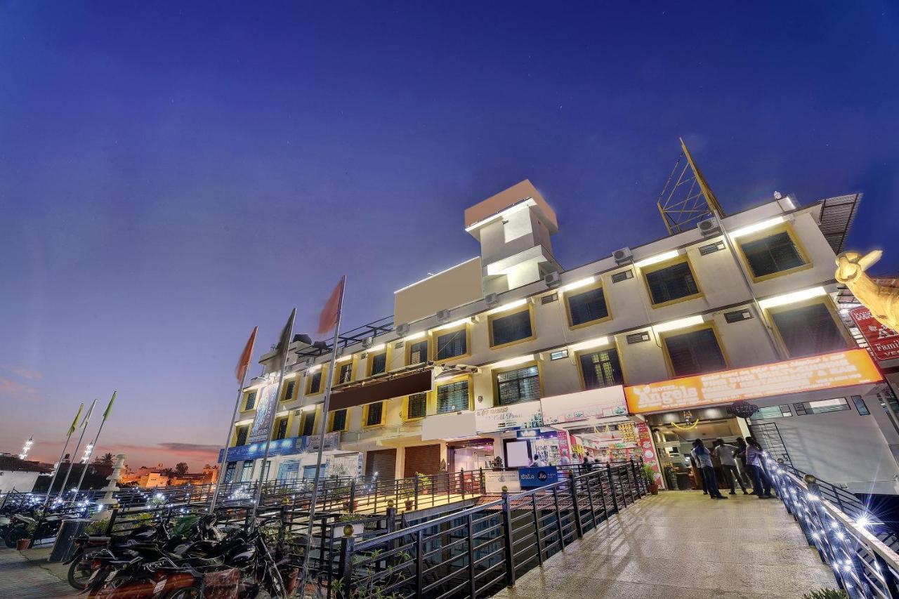 Capital O Hotel Samanvi International Belur  Esterno foto